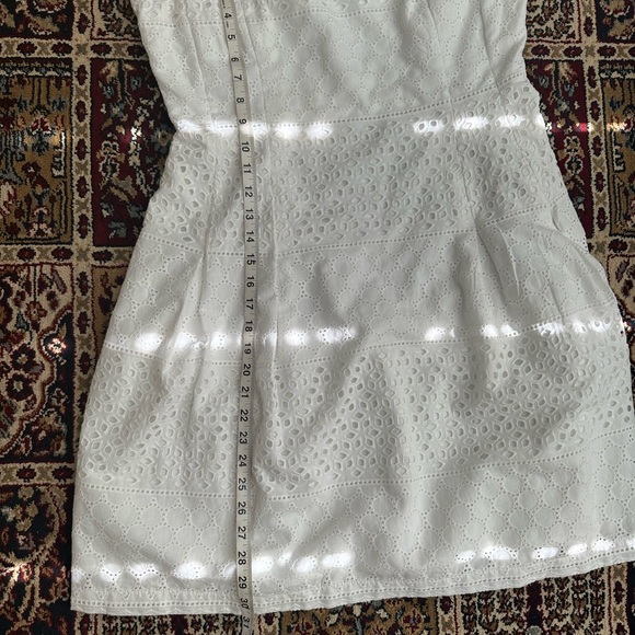 New York & Company White Eyelet Cotton Lace DRESS. Size 16. No Straps. - Picture 3 of 12